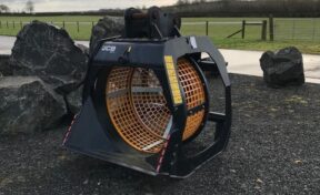 JCB Screening Bucket