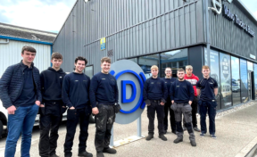 9 apprentices join our Vehicle Technician Apprenticeship Scheme 